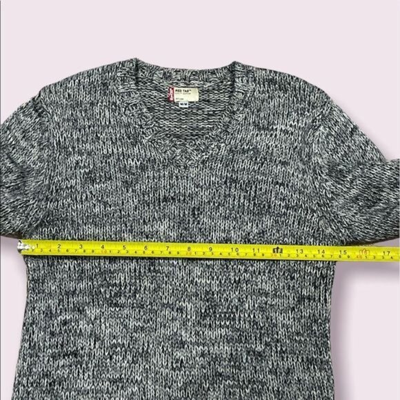 Levi’s red tab knitted sweater size Medium - Picture 4 of 4
